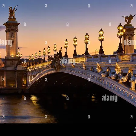 Eiffel Tower Magnificent Center Paris